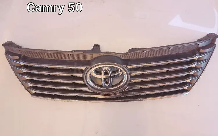 Решётка радиатора Toyota Camry за 50 000 тг. в Атырау