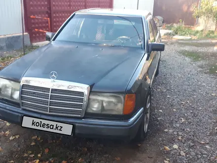 Mercedes-Benz E 230 1991 года за 1 050 000 тг. в Тараз