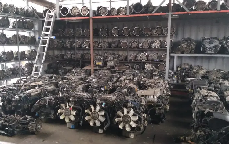 Двигатели кпп на ISUZU в Шымкент