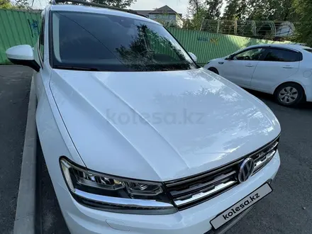 Volkswagen Tiguan 2020 года за 14 500 000 тг. в Алматы – фото 3