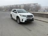Toyota Highlander 2015 годаүшін12 000 000 тг. в Атырау