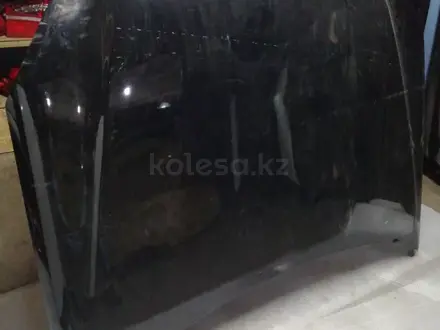 Капот на Mercedes Benz w212 Е Класс рестайлинг за 200 000 тг. в Алматы – фото 2