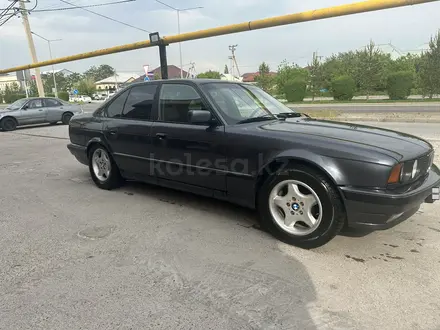 BMW 525 1993 года за 2 250 000 тг. в Шымкент – фото 2