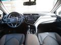 Toyota Camry 2020 года за 13 490 000 тг. в Алматы – фото 12