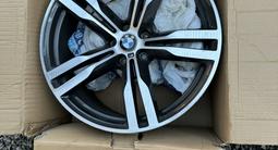 Диски BMW Разноразмерные R20 648 M стиль 245/40/20 275/35/20 BMW G11 G1 за 990 000 тг. в Астана