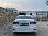 Hyundai Elantra 2017 годаүшін6 800 000 тг. в Актау – фото 5