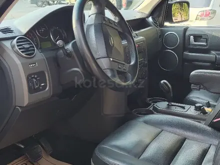 Land Rover Discovery 2005 года за 10 900 000 тг. в Алматы – фото 23