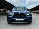 BMW X5 2010 годаfor11 900 000 тг. в Актобе – фото 2