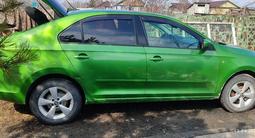 Skoda Rapid 2013 года за 3 400 000 тг. в Петропавловск – фото 3