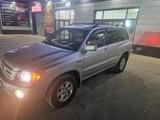 Toyota Highlander 2004 года за 6 800 000 тг. в Атырау