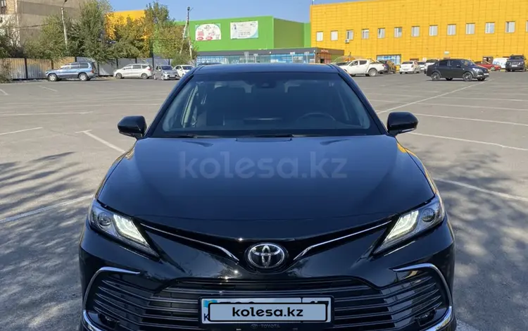 Toyota Camry 2023 года за 14 600 000 тг. в Шымкент