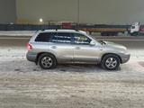 Hyundai Santa Fe 2005 годаүшін4 300 000 тг. в Астана – фото 4