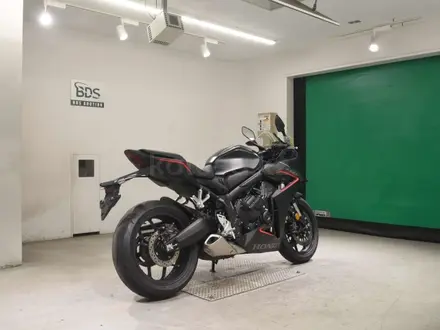 Honda  CBR 650R 2025 года за 4 625 000 тг. в Алматы – фото 5