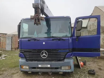 Mercedes-Benz  Actros 1999 года за 17 700 000 тг. в Шымкент