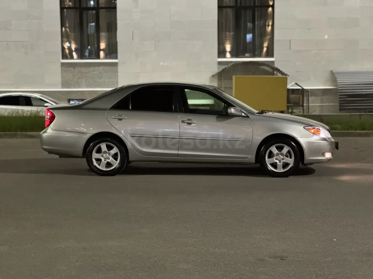 Toyota Camry, 2002
