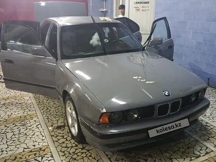 BMW 525 1990 года за 2 000 000 тг. в Шымкент – фото 2