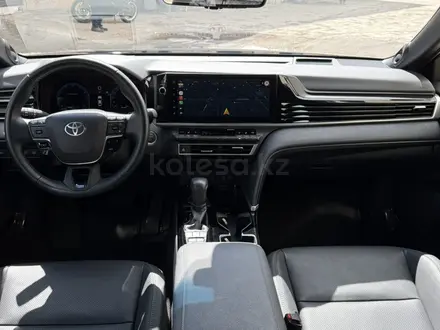 Toyota Camry 2025 года за 22 800 000 тг. в Караганда – фото 13