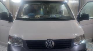 Volkswagen  Caravelle 2006 года за 8 500 000 тг. в Сарыколь