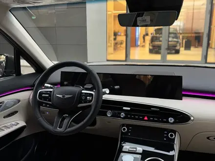Genesis GV70 2.5T 2025 года за 28 390 000 тг. в Алматы – фото 12