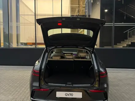 Genesis GV70 2.5T 2025 года за 28 390 000 тг. в Алматы – фото 6