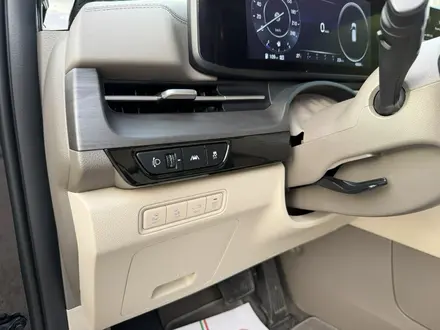 Kia Carnival 2022 года за 21 800 000 тг. в Алматы – фото 14