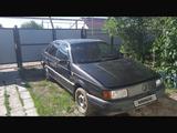 Volkswagen Passat 1989 года за 650 000 тг. в Уральск