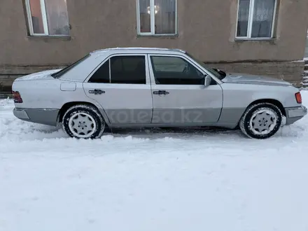 Mercedes-Benz E 260 1991 года за 2 000 000 тг. в Шымкент – фото 18