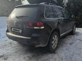 Volkswagen Touareg 2006 годаүшін4 000 000 тг. в Алматы – фото 4