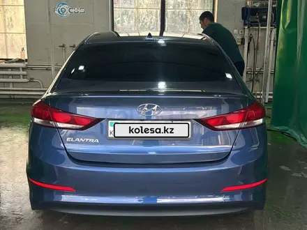 Hyundai Elantra 2017 года за 7 900 000 тг. в Алматы – фото 11