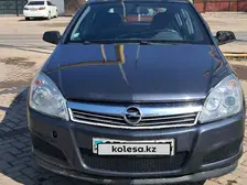 Opel Astra, 2008