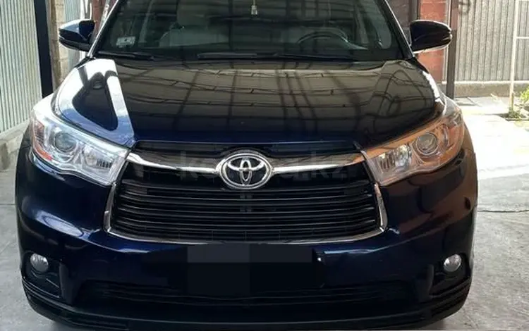 Toyota Highlander 2015 годаfor14 000 000 тг. в Алматы