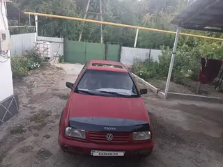 Volkswagen Vento, 1992