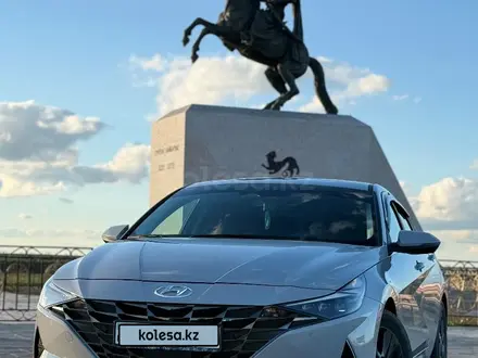 Hyundai Elantra 2023 года за 10 200 000 тг. в Астана – фото 4