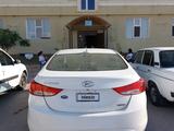 Hyundai Elantra 2013 годаүшін3 700 000 тг. в Актау – фото 2