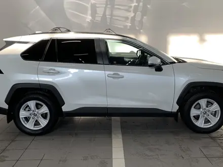 Toyota RAV4 2021 года за 16 300 000 тг. в Костанай – фото 17