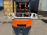 Рамка радиатора Телевизор пластиковый на Ford Explorer за 60 000 тг. в Алматы