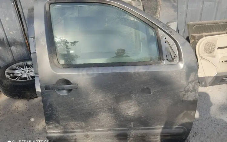 Дверь Nissan Pathfinder R51 передняя правая за 11 200 тг. в Алматы