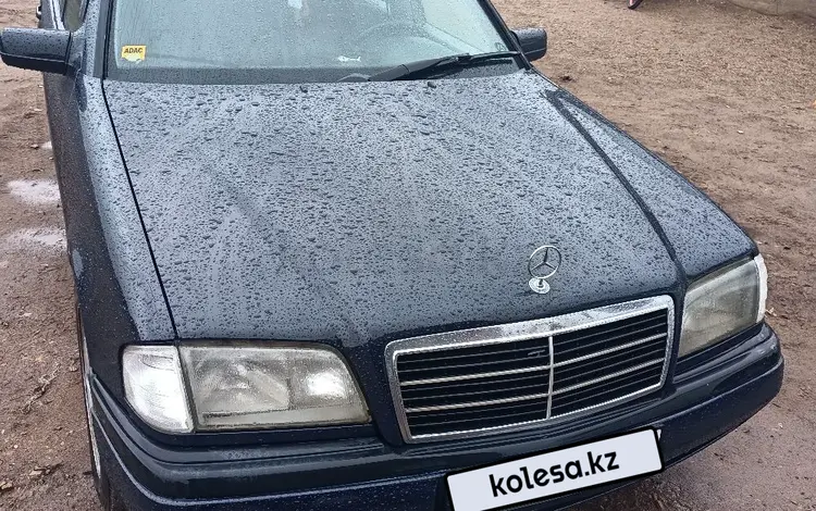 Mercedes-Benz C 180 1994 годаfor1 700 000 тг. в Караганда