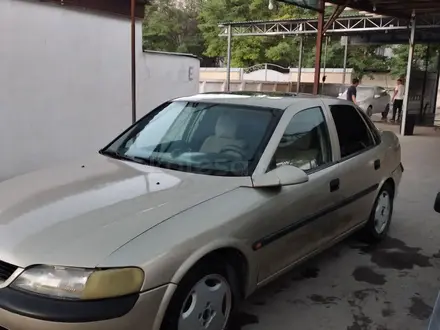 Opel Vectra 1999 года за 900 000 тг. в Шымкент