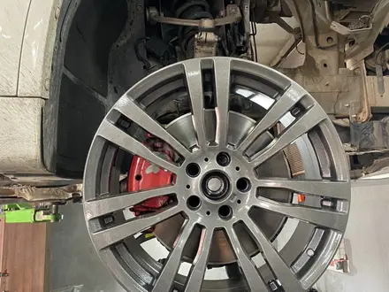 333 стиль р20 на зиме за 400 000 тг. в Астана – фото 4