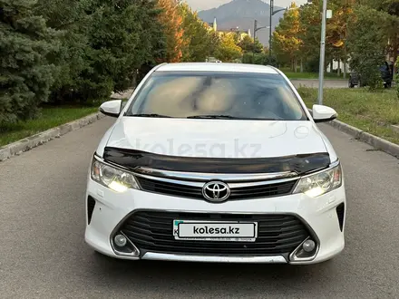 Toyota Camry 2015 года за 10 900 000 тг. в Алматы – фото 2