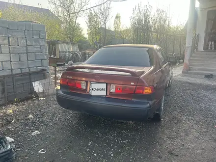 Toyota Camry 2001 года за 3 200 000 тг. в Алматы – фото 3