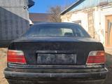 BMW 318 1992 года за 1 500 000 тг. в Атырау – фото 4