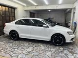 Volkswagen Jetta 2015 года за 5 800 000 тг. в Тараз