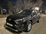 Toyota RAV4 2021 года за 15 000 000 тг. в Астана – фото 2