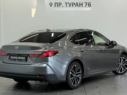 Toyota Camry Luxe 2024 года за 21 290 000 тг. в Астана – фото 19