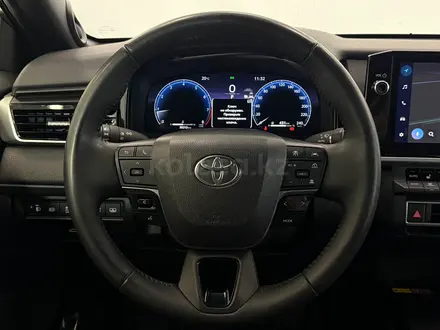 Toyota Camry Luxe 2024 года за 21 290 000 тг. в Астана – фото 14