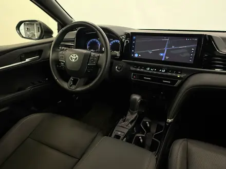 Toyota Camry Luxe 2024 года за 21 290 000 тг. в Астана – фото 13