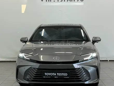 Toyota Camry Luxe 2024 года за 21 290 000 тг. в Астана – фото 5