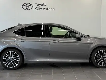 Toyota Camry Luxe 2024 года за 21 290 000 тг. в Астана – фото 18